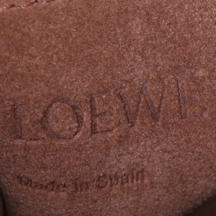 Loewe Bucket handbag in white and gold leather - Detail D3