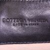 Sac cabas Bottega Veneta en cuir lisse noir et cuir intrecciato noir - Detail D3 thumbnail