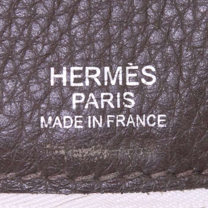 Hermès Alfred shoulder bag in khaki togo leather - Detail D3