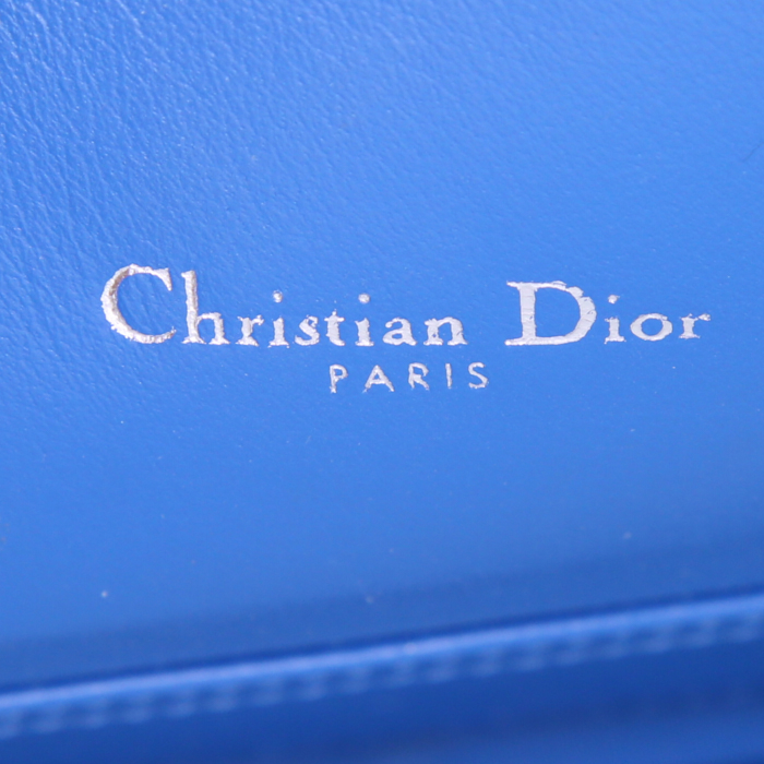 Bolso bandolera Dior Miss Dior Promenade en charol azul - Detail D4