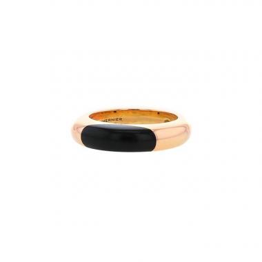 Vhernier Timpano ring in pink gold and jet