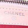 Sac bandoulière Chanel Gabrielle Wallet on Chain en cuir matelassé beige et noir - Detail D3 thumbnail
