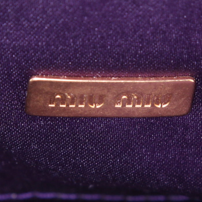 Sac Miu Miu Matelassé en cuir matelassé gris - Detail D4