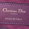 Bolso bandolera Dior Lady Dior modelo mediano en cuero cannage color burdeos - Detail D4 thumbnail