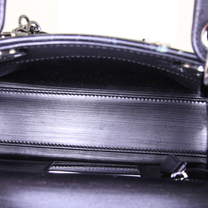 Bolso de mano Dior Lady Dior Edition Limitée mini en cuero negro - Detail D3