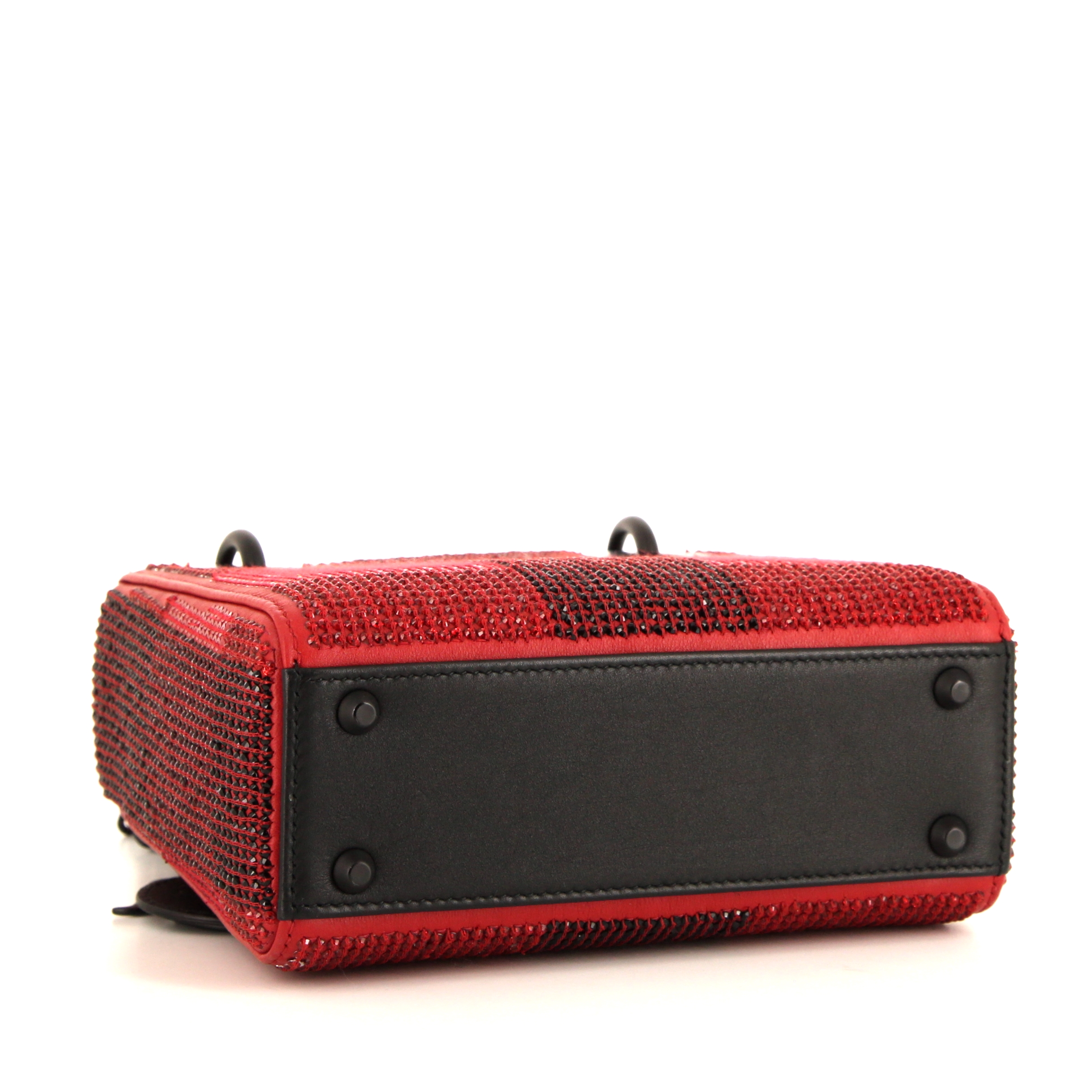 Dior Mini Lady Dior shoulder bag in red and black strass and black leather - Detail D5