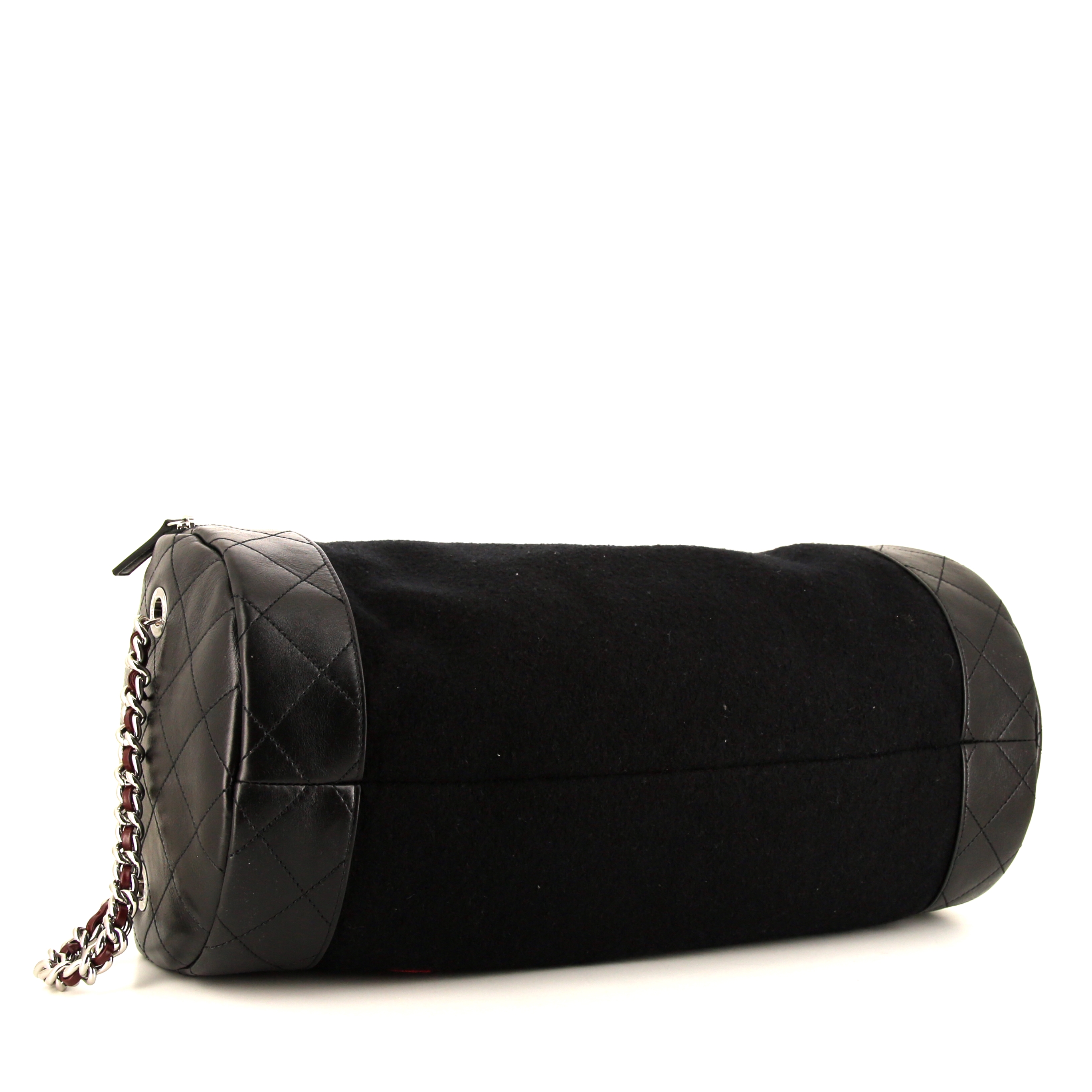 Bolso para llevar al hombro o en la mano Chanel Editions Limitées en jersey negro y cuero acolchado negro - Detail D4