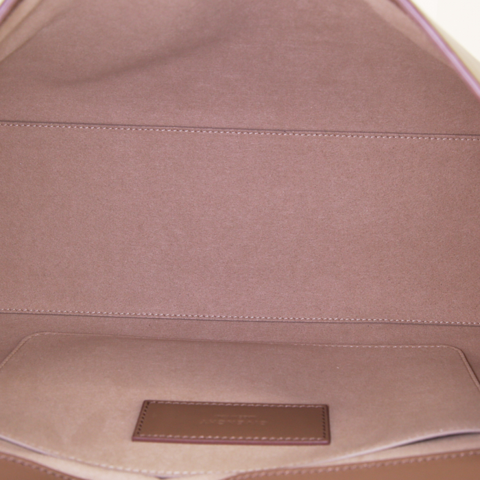 Sac à main Givenchy Whip en cuir taupe - Detail D3