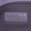 Sac à main Chanel Timeless en daim matelassé bleu-gris - Detail D3 thumbnail