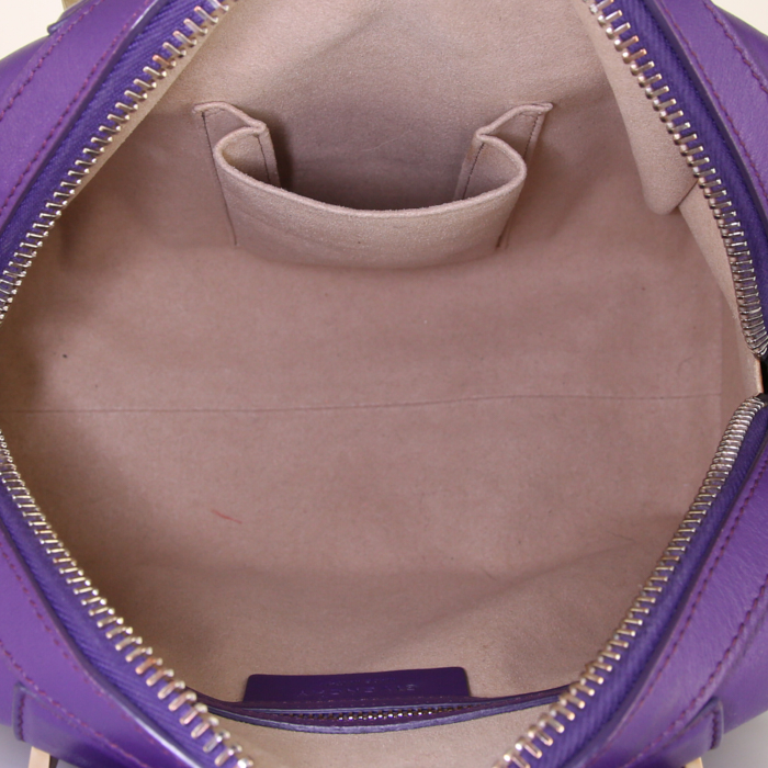 Handbag in purple leather - Detail D3