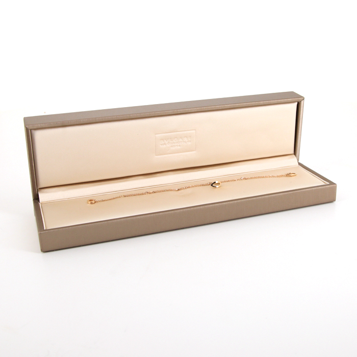 Brazalete Bulgari modelo pequeño en oro rosa y nácar Brazalete Bulgari modelo pequeño en oro rosa y nácar