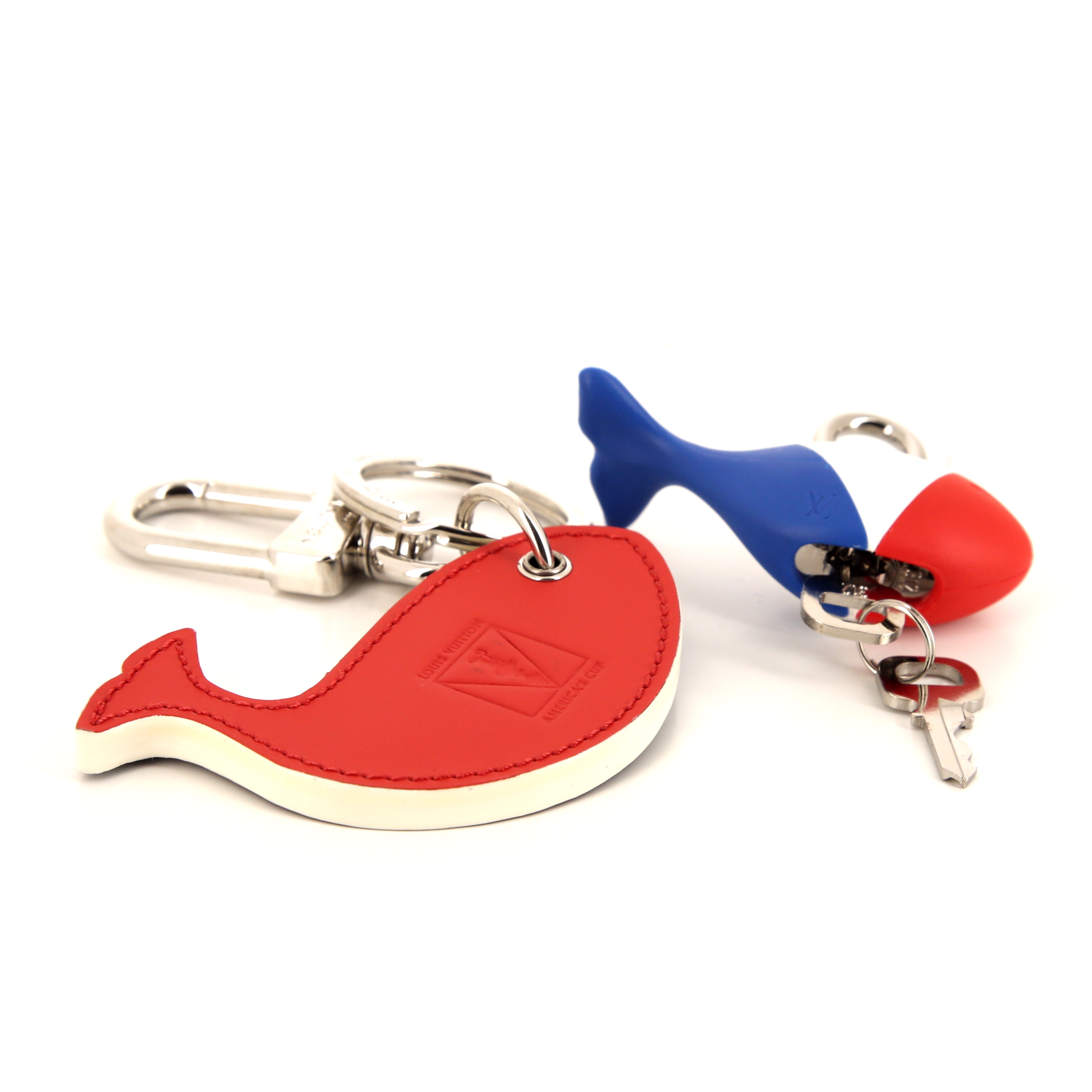 Porte-clef Louis Vuitton en cuir noir et rouge - Detail D1