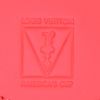 Portachiavi Louis Vuitton in pelle nera e rossa - Detail D2 thumbnail