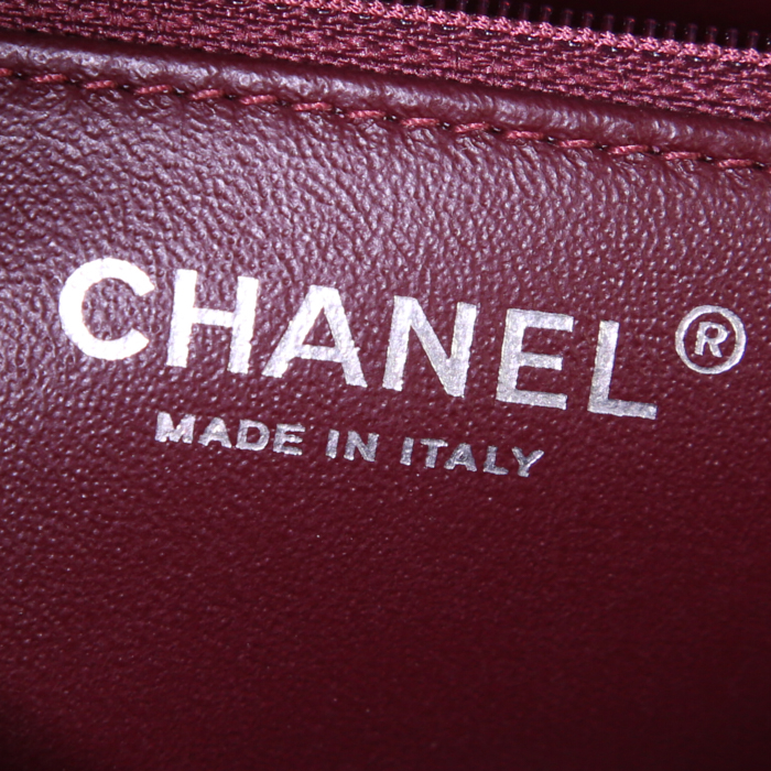 Chanel Coco handle shoulder bag in black leather - Detail D4