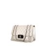 Chanel Chic With Me shoulder bag in silver quilted leather - 00pp thumbnail
