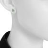Paire de clous d'oreilles Dior Rose Dior Bagatelle en or blanc et tsavorites - Detail D1 thumbnail
