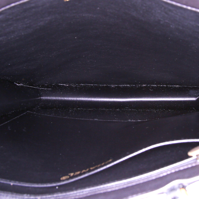 Chanel Vintage shopping bag in black quilted leather - Detail D2