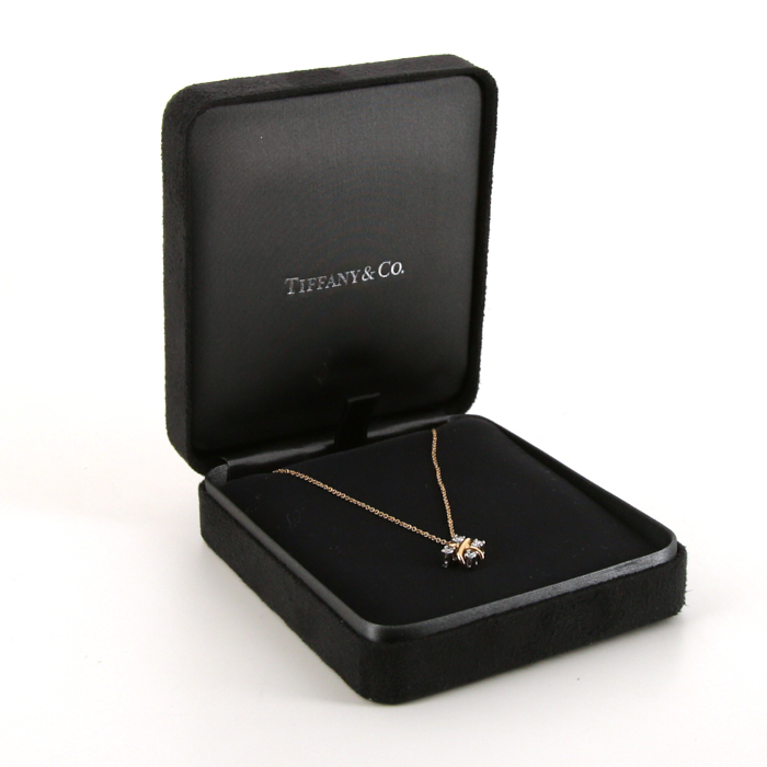 Collier Tiffany 
Co Lynn en platine,  or jaune et diamants - Detail D2