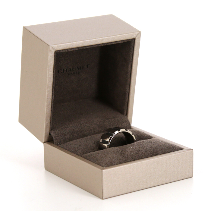 Anello Chaumet Class One in oro bianco e caucciù - Detail D2