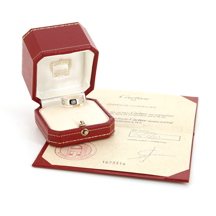 Bague Cartier Love en or blanc et diamants - Detail D2