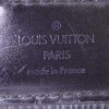 Sac porté épaule Louis Vuitton Sac d'épaule en cuir épi noir - Detail D3 thumbnail