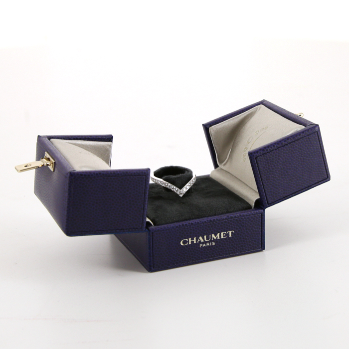 Sortija Chaumet Joséphine Aigrette en oro blanco y diamantes - Detail D2