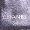 Billetera Chanel Vintage en cuero granulado negro - Detail D4 thumbnail