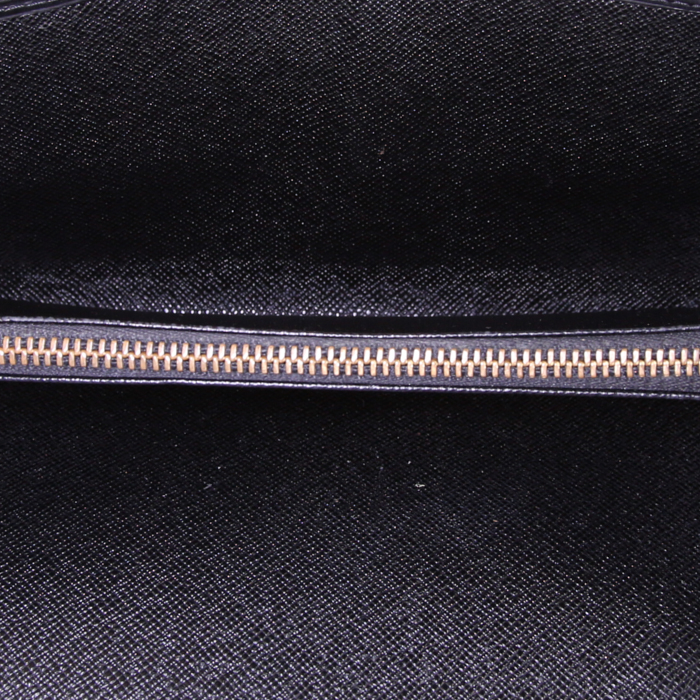 Billetera Louis Vuitton Sarah en cuero Epi negro - Detail D2