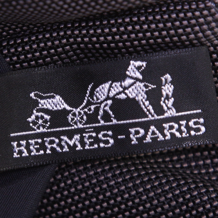 Sac cabas Hermes Toto Bag - Shop Bag en toile grise et noire - Detail D3