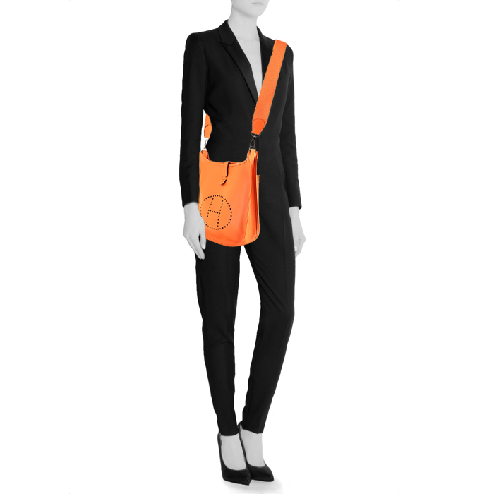 Bolso bandolera Hermes Evelyne modelo pequeño en cuero epsom naranja - Detail D1