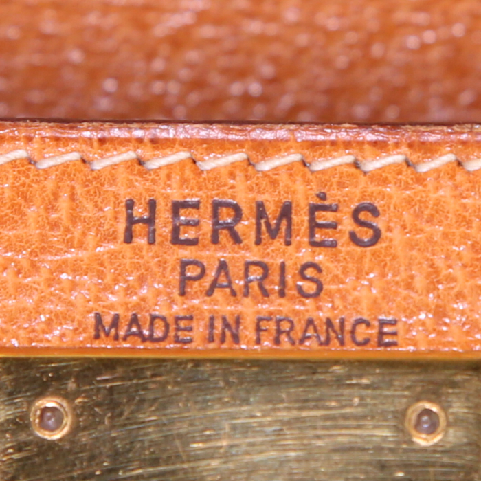 Sac à main Hermes Kelly 28 cm en cuir de Pecari gold - Detail D4