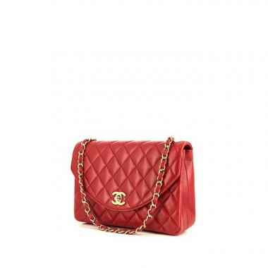 Bolso bandolera Chanel Vintage en cuero acolchado rojo