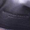 Bolso de mano Bottega Veneta Roma en cuero intrecciato negro - Detail D3 thumbnail