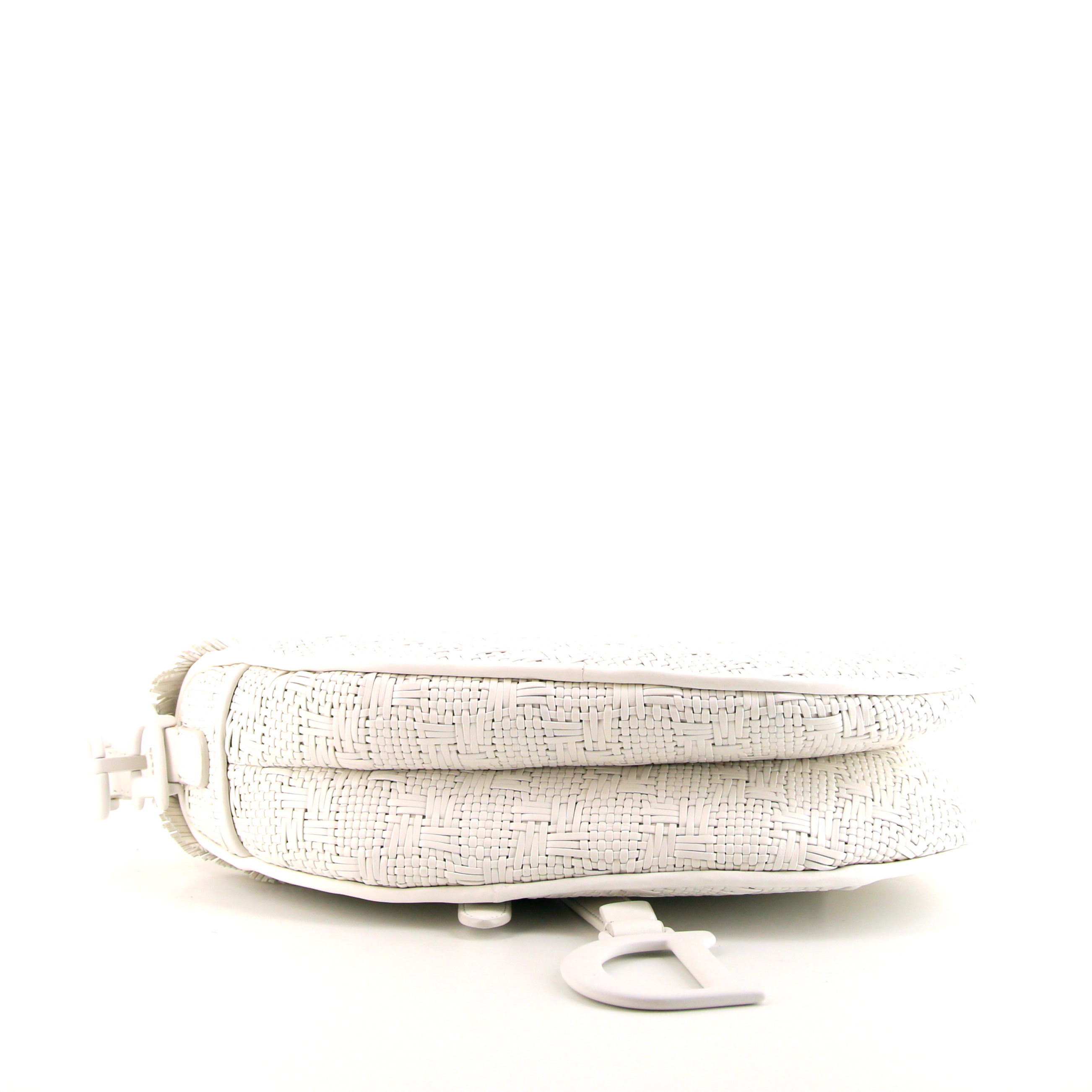 Sac à main Dior Saddle en cuir tressé blanc - Detail D4