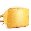 Sac cabas Louis Vuitton petit Noé en cuir épi jaune - Detail D4 thumbnail