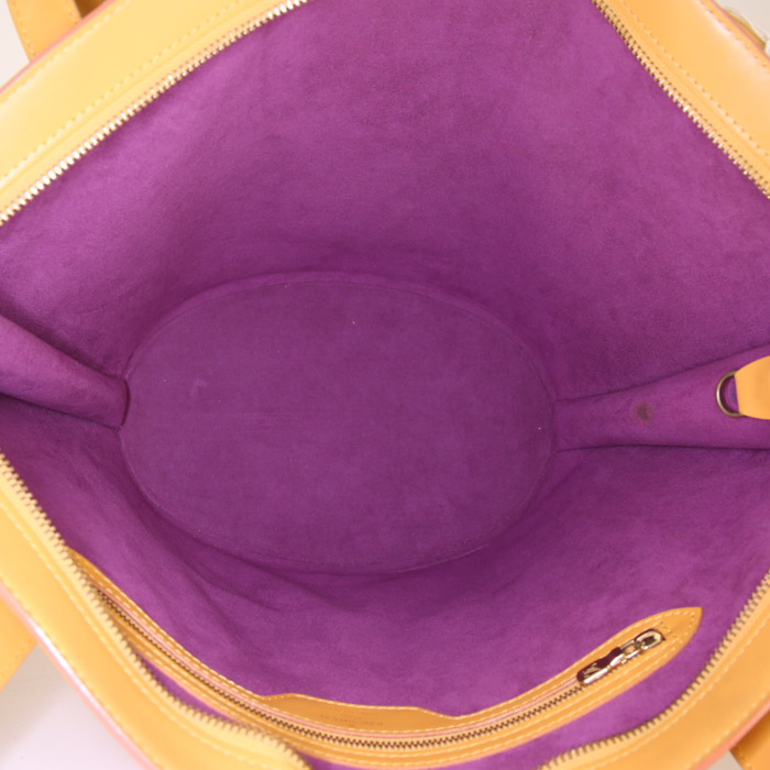 Louis Vuitton Saint Jacques large model handbag in yellow epi leather - Detail D2