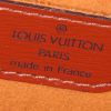 Borsa Louis Vuitton Saint Jacques modello piccolo in pelle Epi marrone - Detail D3 thumbnail