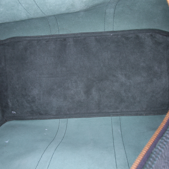 Sac de voyage Louis Vuitton Kendall en cuir taiga vert - Detail D2