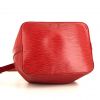 Louis Vuitton petit Noé small model handbag in red epi leather - Detail D4 thumbnail