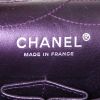 Chanel 2.55 Maxi Jumbo shoulder bag in purple metallic quilted leather - Detail D4 thumbnail