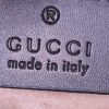 Bolso de mano Gucci Sylvie mini en cuero negro - Detail D4 thumbnail