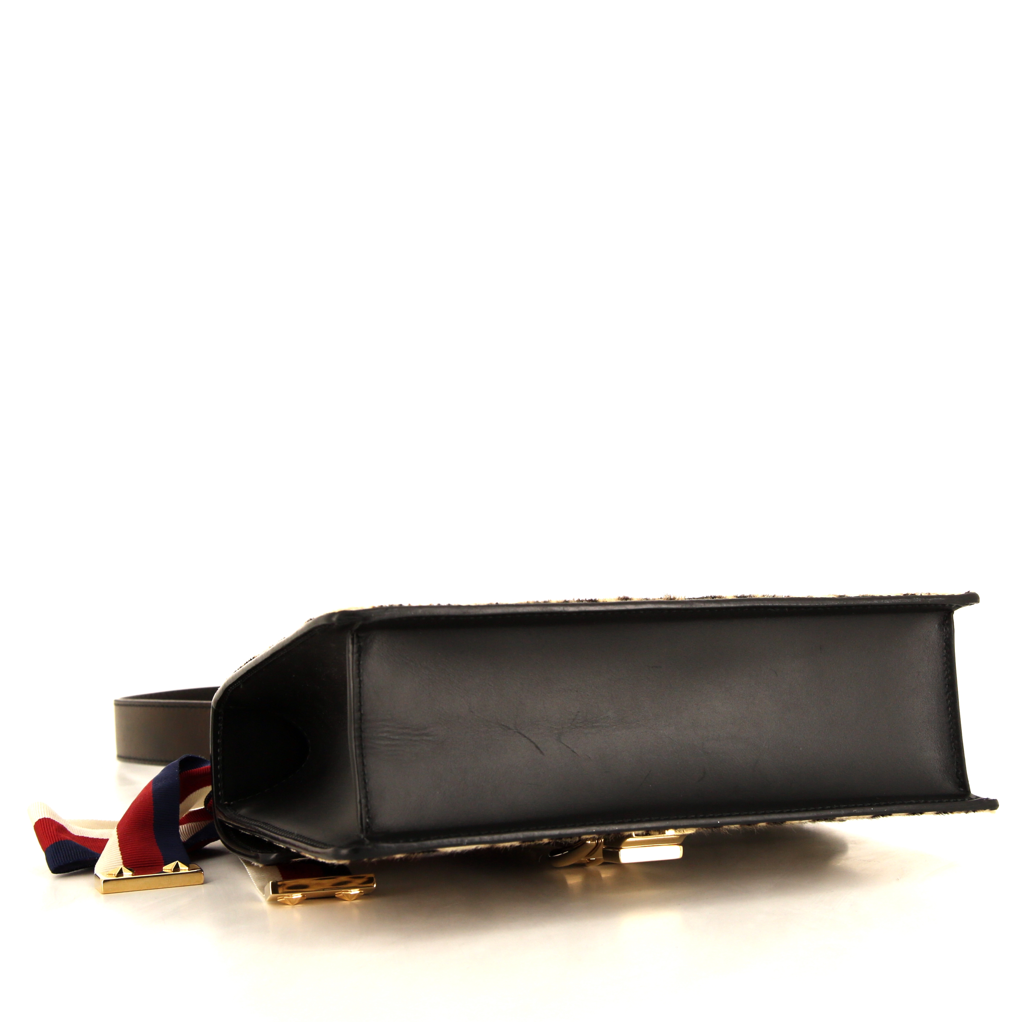 Gucci  Sylvie handbag  in beige foal - Detail D5