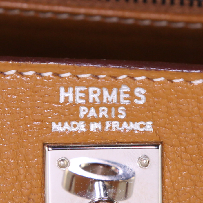 Hermes Kelly 25 cm handbag in gold goat - Detail D4