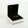 Anello rigido Chanel Ultra modello piccolo in oro bianco,  ceramica nera e diamante - Detail D2 thumbnail