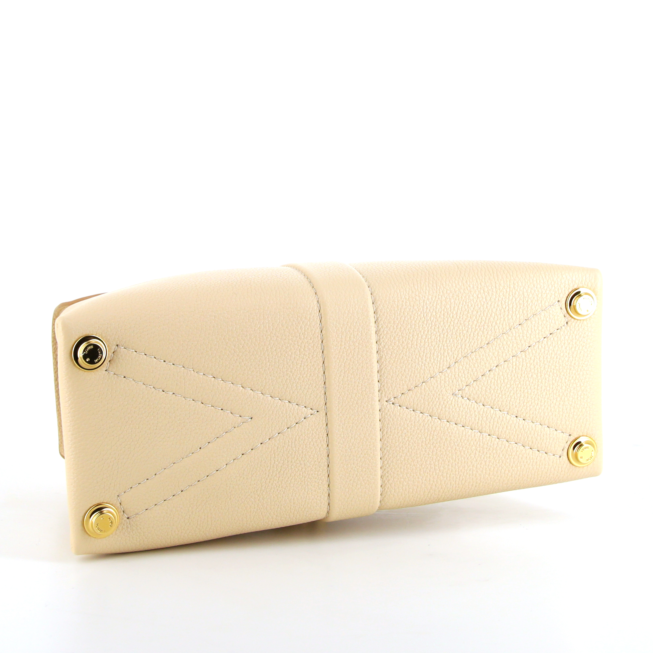 Louis Vuitton Rose des vents handbag in beige leather - Detail D5