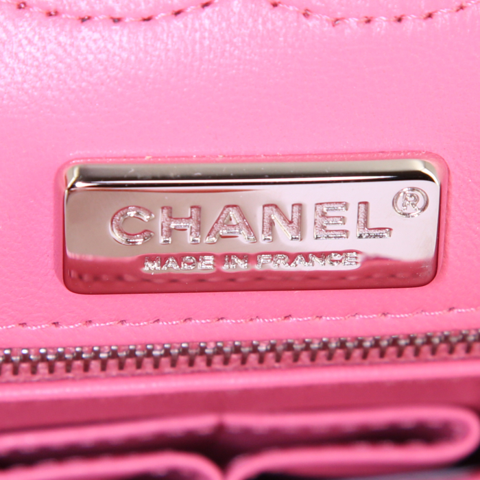 Sac à main Chanel Timeless petit modèle en python rose - Detail D4