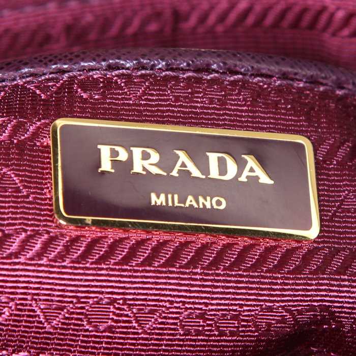 Shopping bag Prada Lux Tote in pelle saffiano bordeaux - Detail D3
