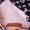 Sac à main Louis Vuitton en toile monogram bleu-marine blanche et marron et cuir naturel - Detail D2 thumbnail