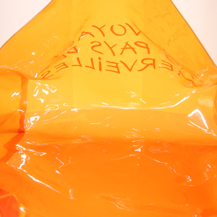 Hermès Kelly Plastic handbag in orange vinyl - Detail D2