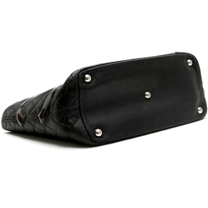 Bolso Cabás Chanel  Cambon modelo grande  en cuero acolchado negro - Detail D4